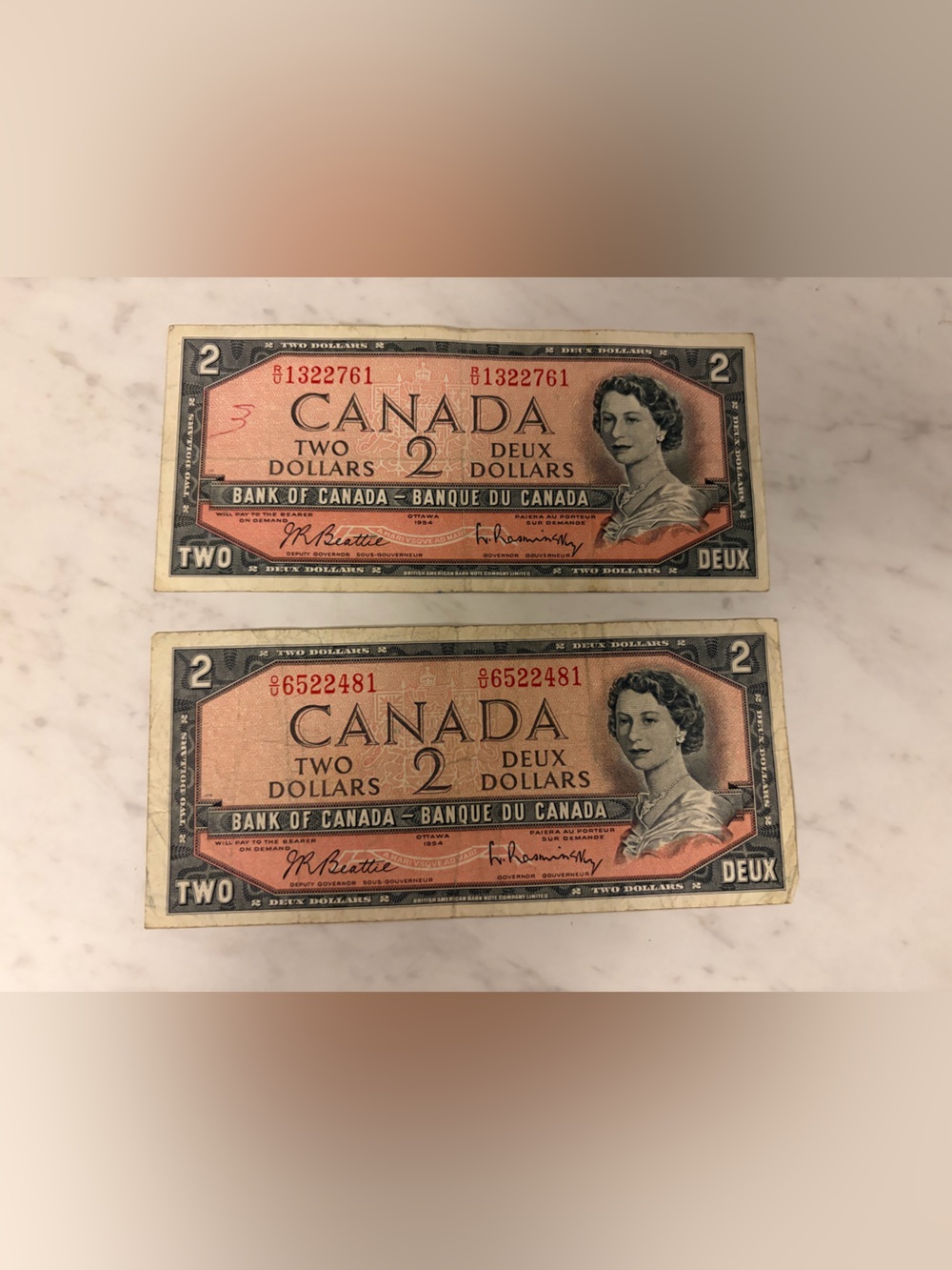 1954 set - Canada Two Dollar Banknotes